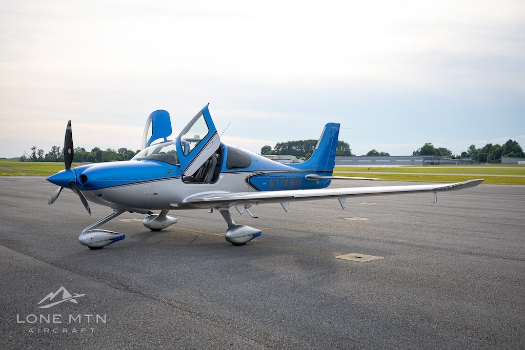 2023 CIRRUS SR22T G6 GTS (N174MH)