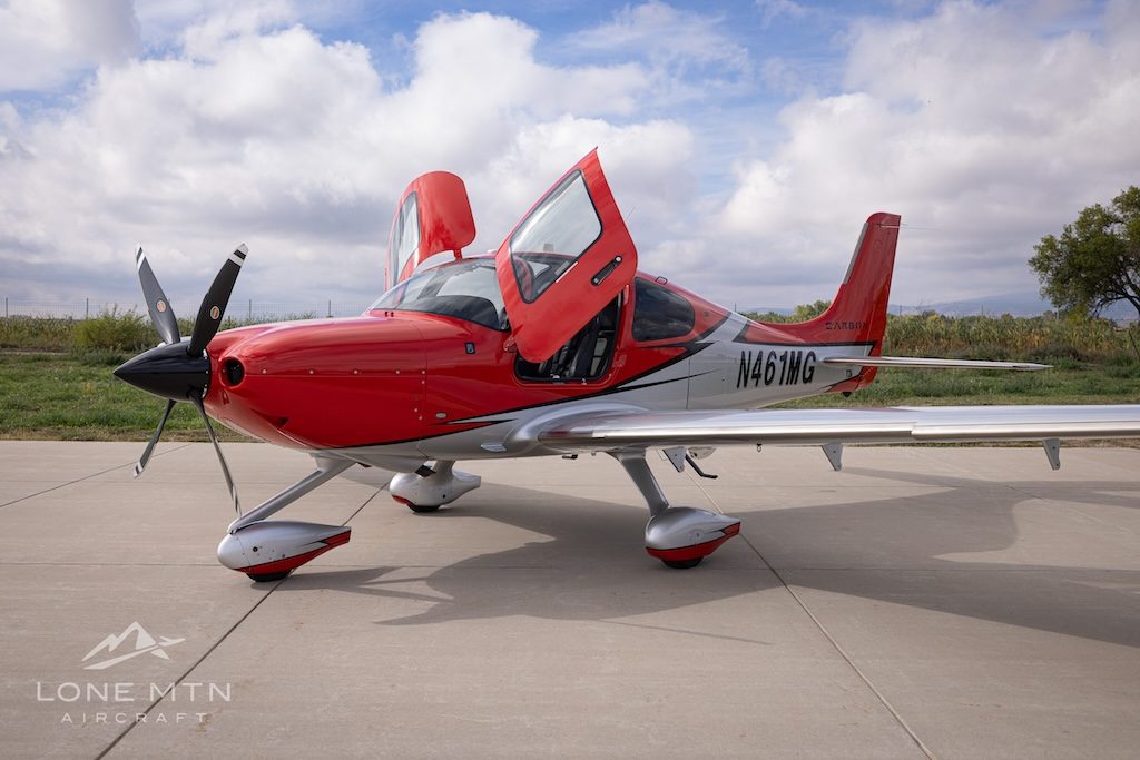 2021 CIRRUS SR22T G6 GTS (N461MG)