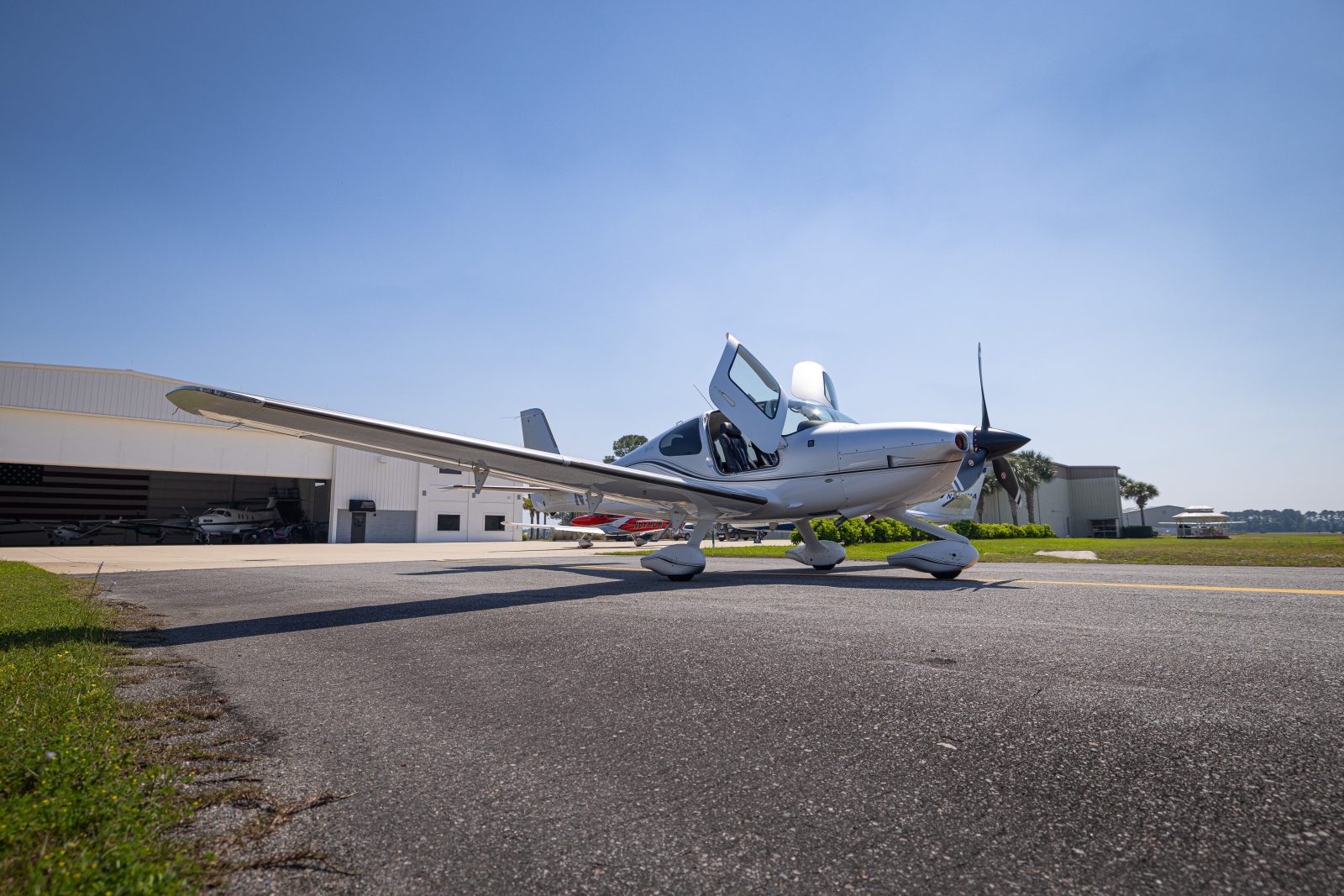 2019 CIRRUS SR22 G6 GTS (N904BL)