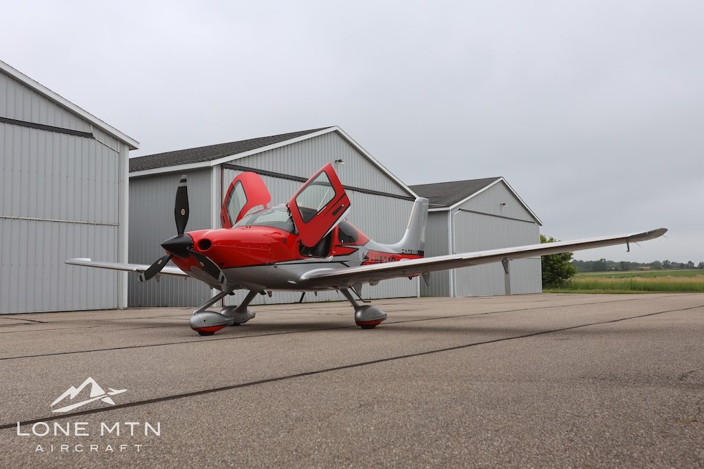 2019 CIRRUS SR22T G6 GTS (N521P)