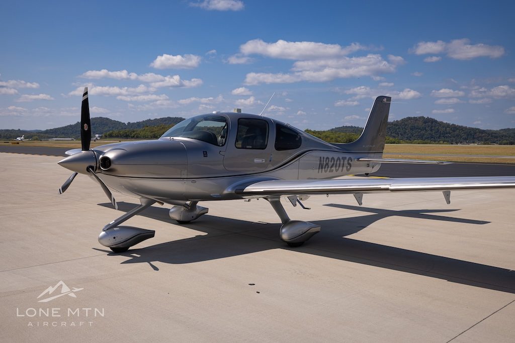 2018 CIRRUS SR22 G6 GTS (N820TS)