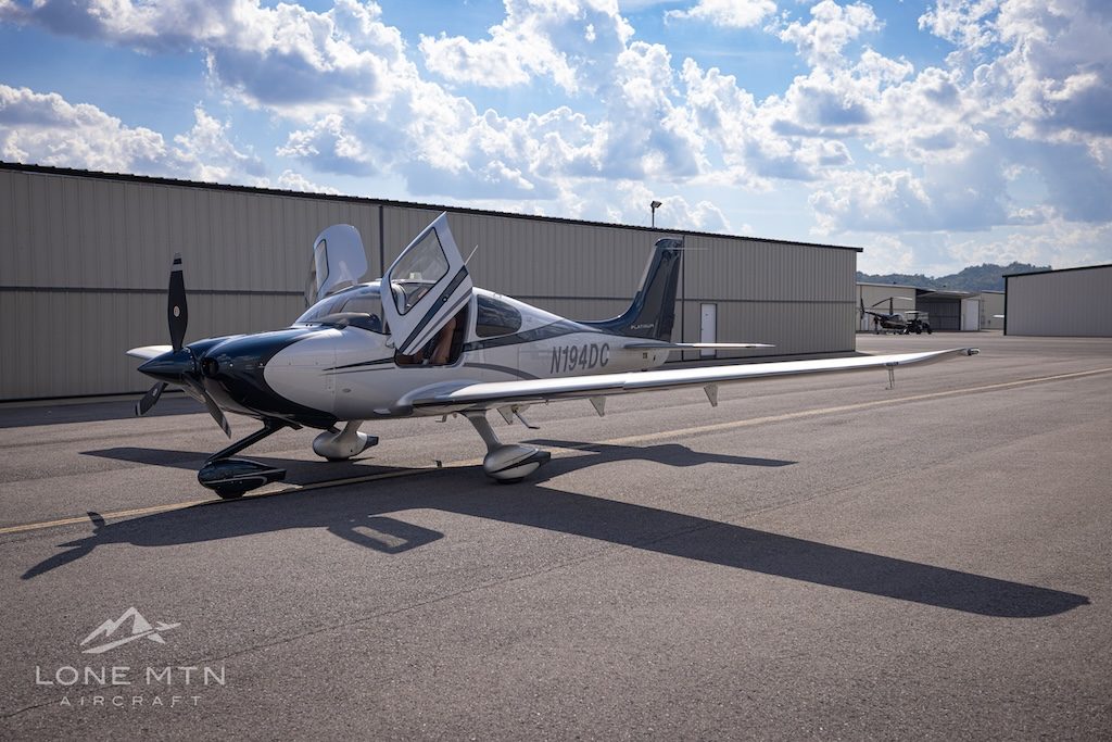 2014 CIRRUS SR22T G5 GTS (N194DC)