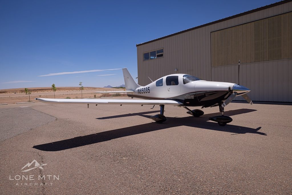 2004 COLUMBIA 350 (N65035)