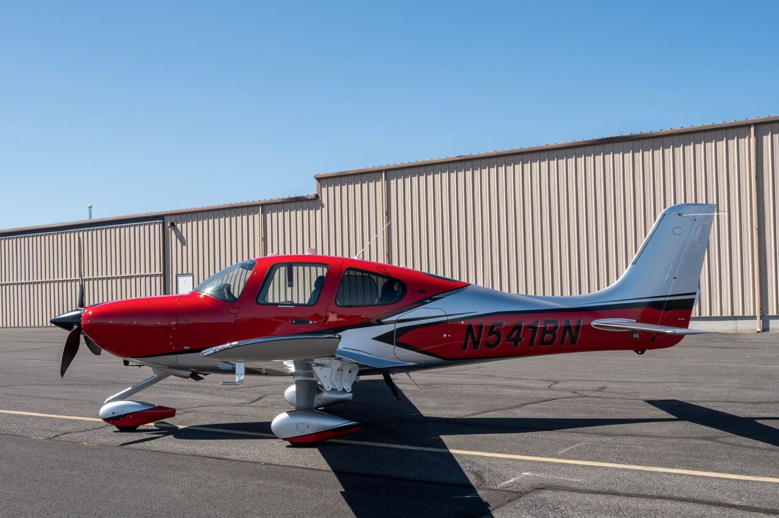 2025 Cirrus SR22T G7 (N541BN)