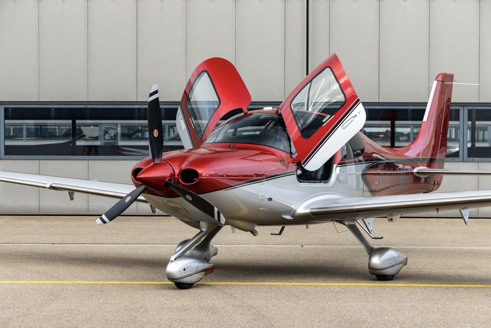 2023 Cirrus SR22 G6 (N722MT)