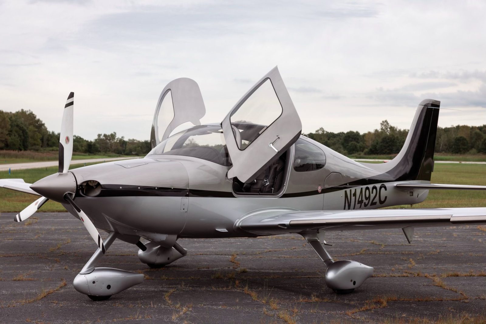 2003 Cirrus SR22 G1 (N1492C)