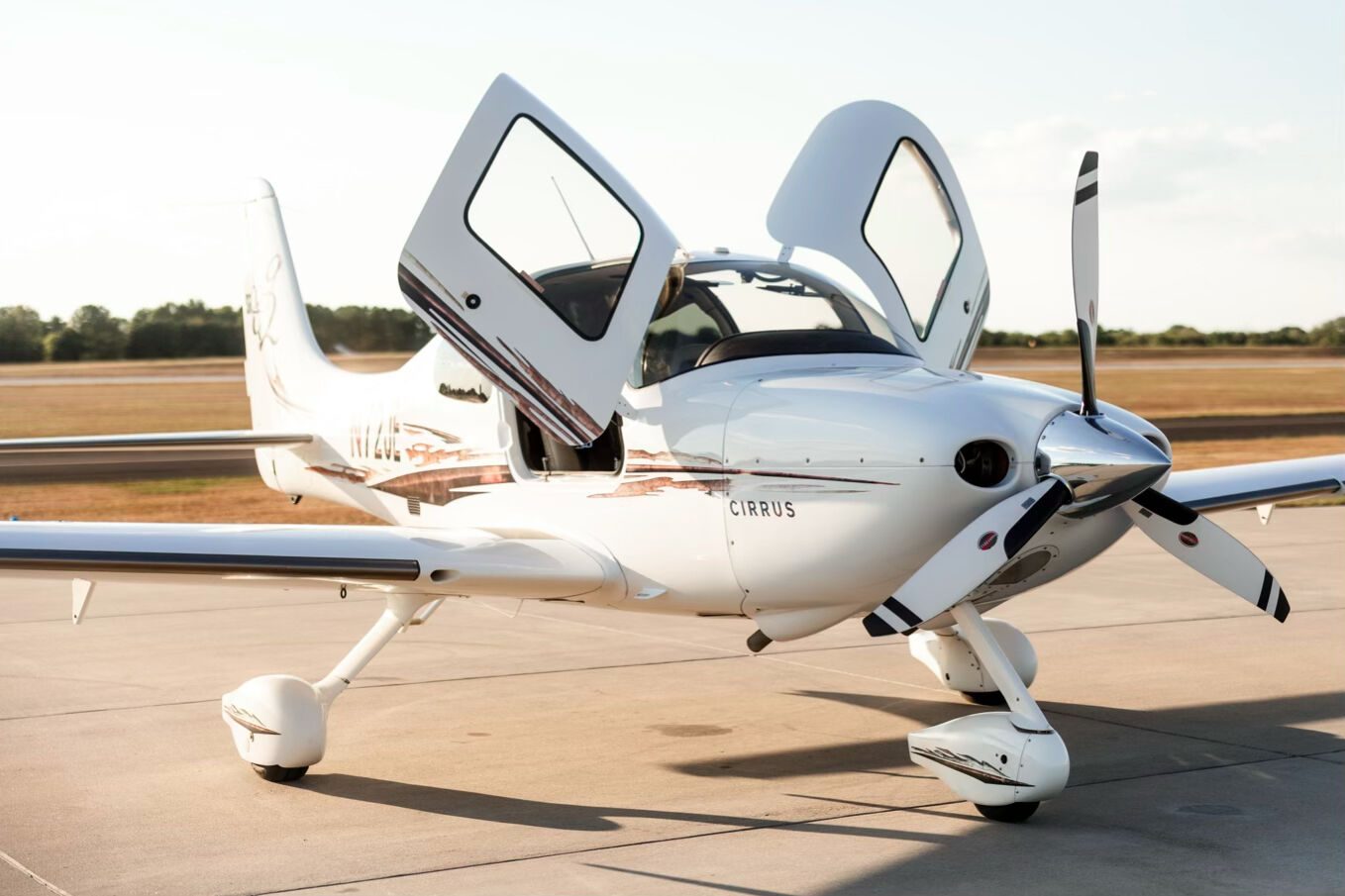 2005 Cirrus SR22 G2 (N72JE)