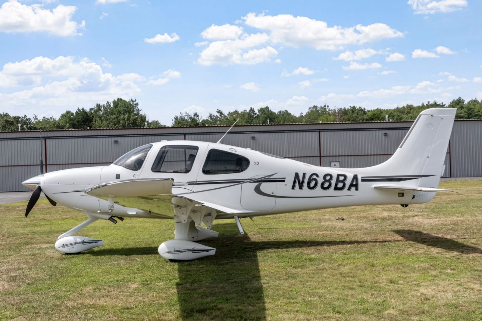 2017 Cirrus SR22 G6 (N68BA)