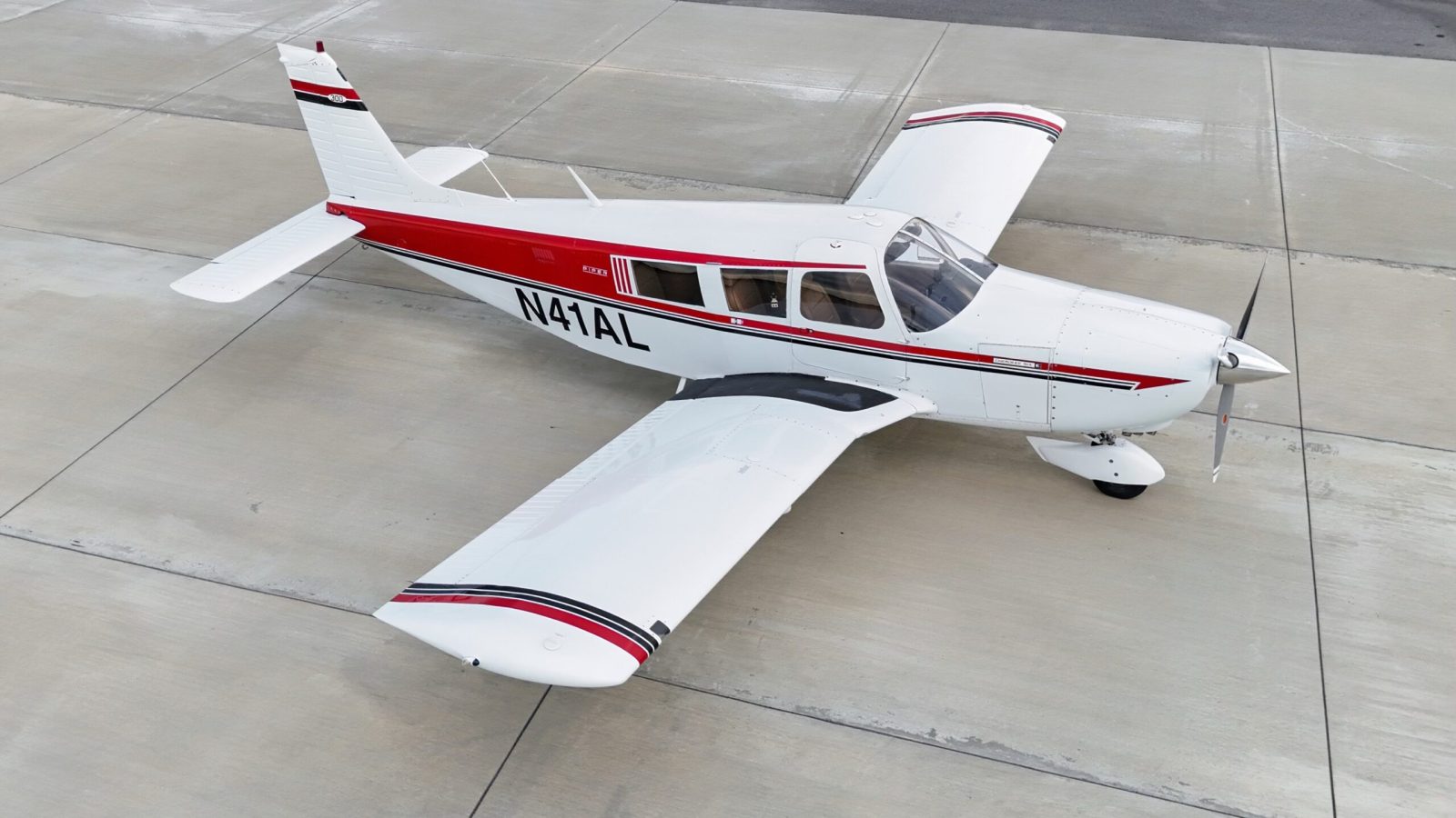 1972 Piper PA-32 300 (N41AL)