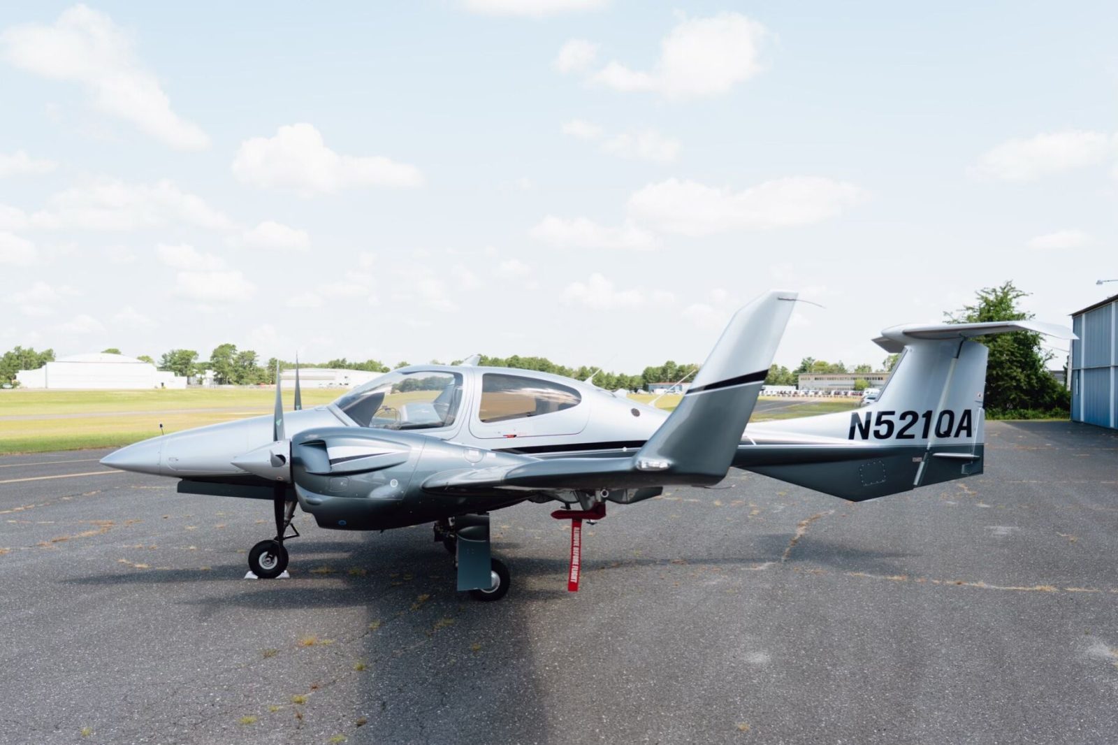 2018 Diamond DA42-VI (N521QA)