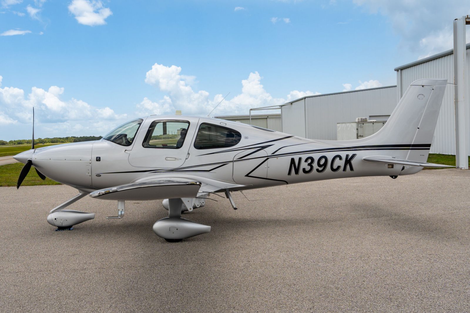 2024 Cirrus SR20 G7 (N39CK)