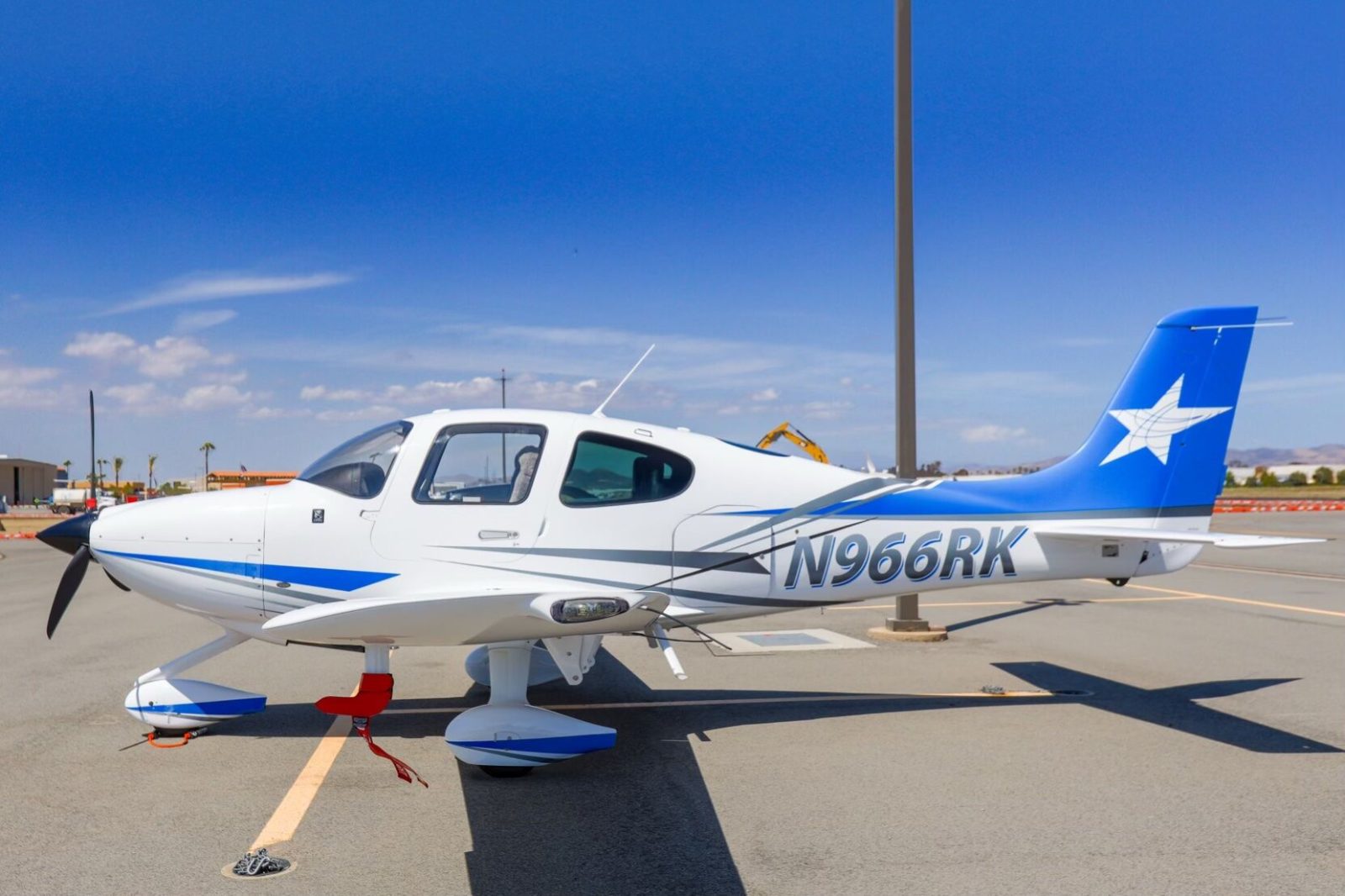 2016 Cirrus SR20 G3 (N966RK)